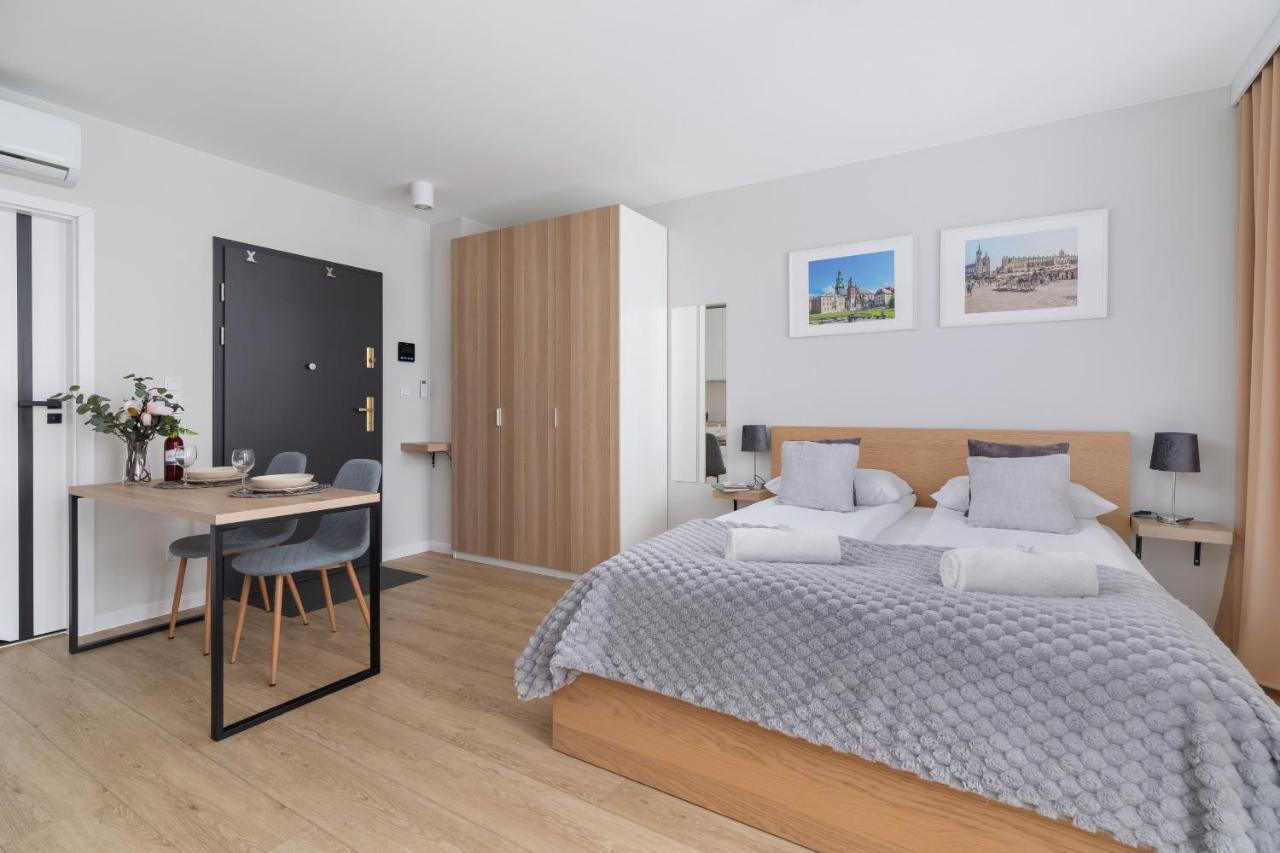 Studio With Ac Czarnowiejska By Renters *