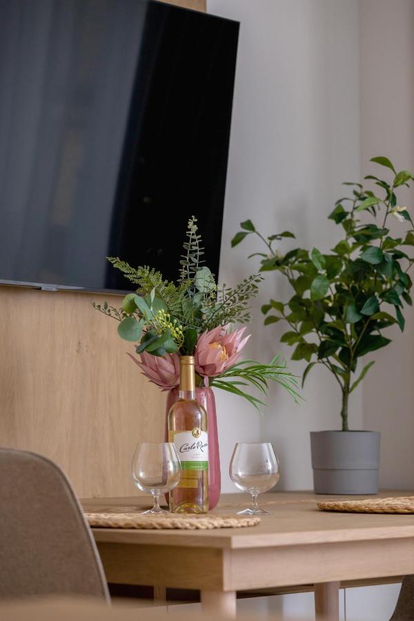Studio With Ac Czarnowiejska By Renters Apartament